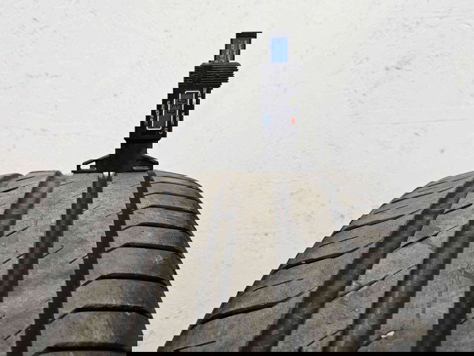 Anvelopa Vara Seat Ibiza 5 (6J5) FR [Fabr 2008-2017] 225 / 45 ZR19