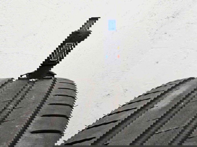 Anvelopa Vara Seat Ibiza 5 (6J5) FR [Fabr 2008-2017] 235 / 45 R17