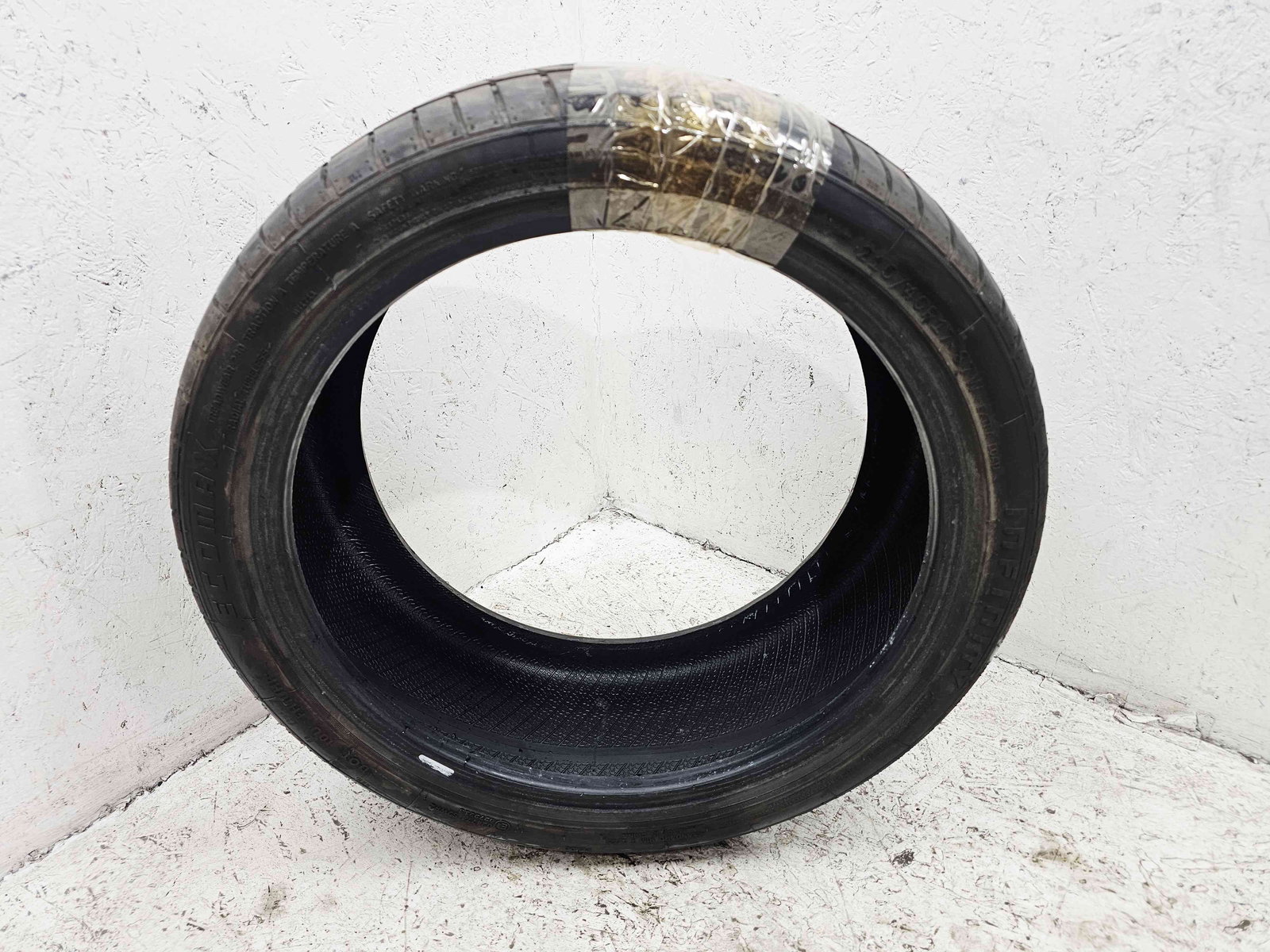 Anvelopa Vara Seat Ibiza 5 (6J5) FR [Fabr 2008-2017] 215 / 40 R17 - imagine 1