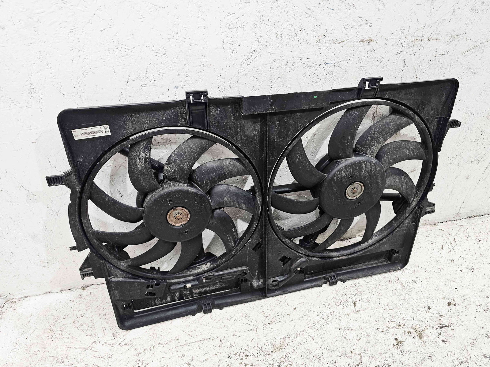 Electroventilator Audi A6 (4G2, C7) [Fabr 2012-2017] 8K0121003AD 2.0 TDI CGLC 130KW / 177CP - imagine 3