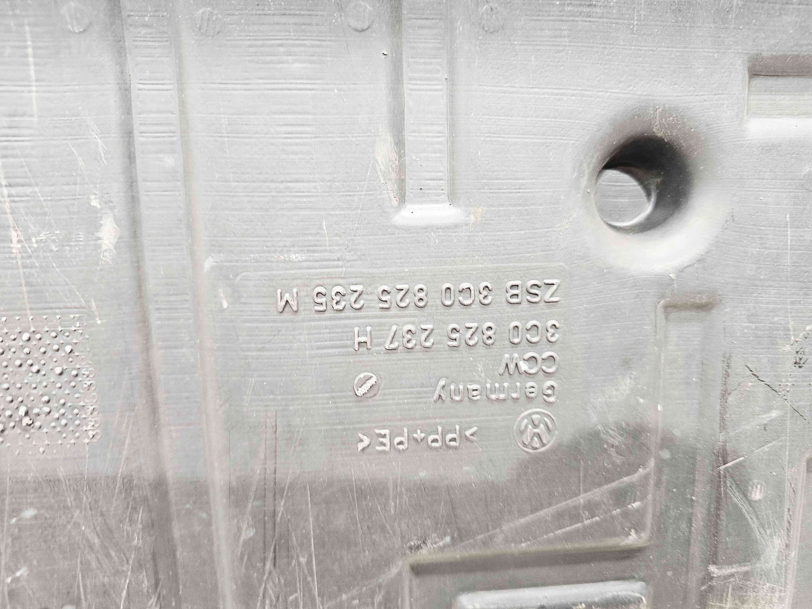 Scut motor Volkswagen Passat B7 (365) Variant [Fabr 2010-2014] 3C0825237H - imagine 2