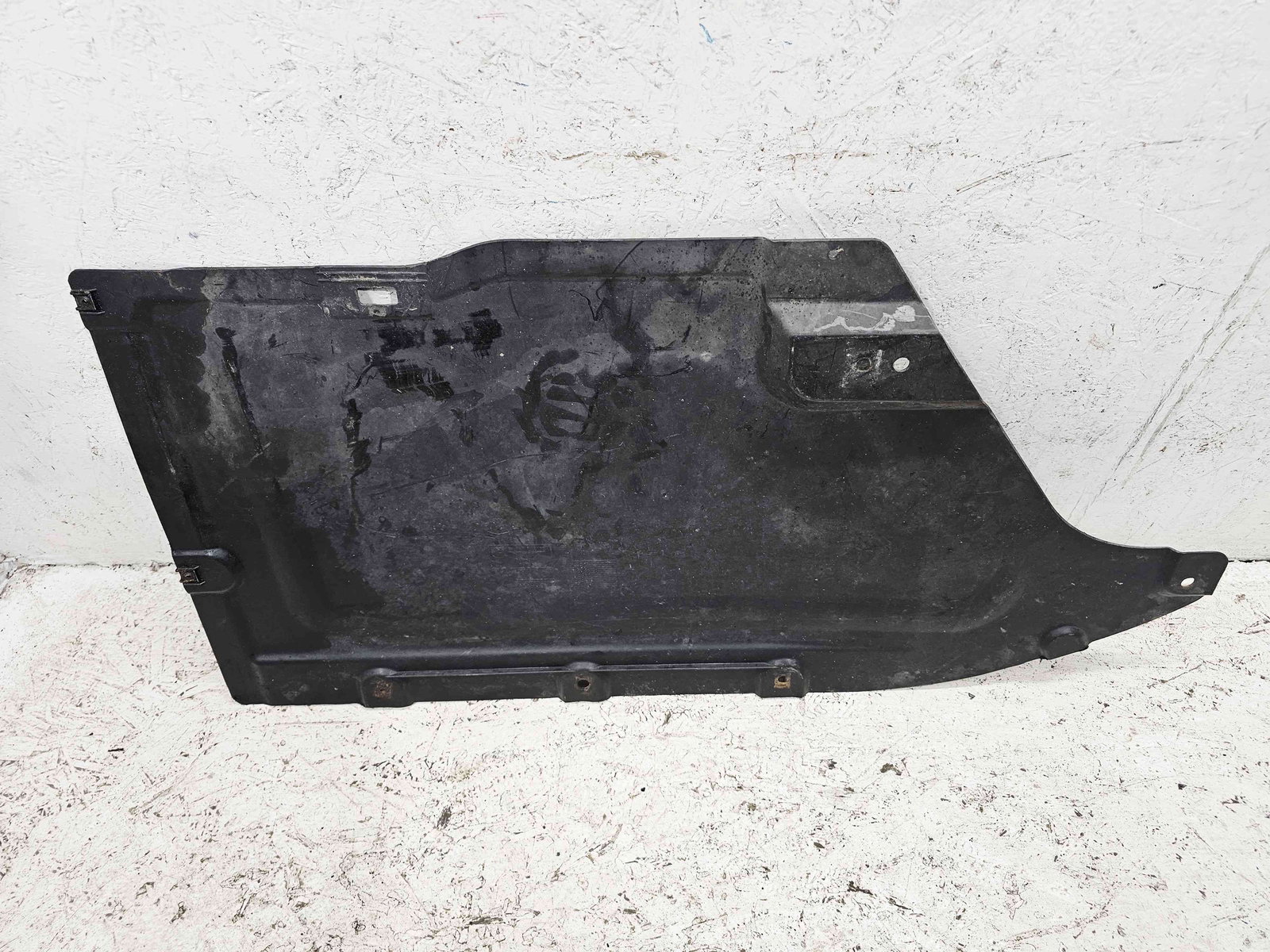 Scut motor Bmw 3 (E90) [Fabr 2005-2011] 7134090 - imagine 3