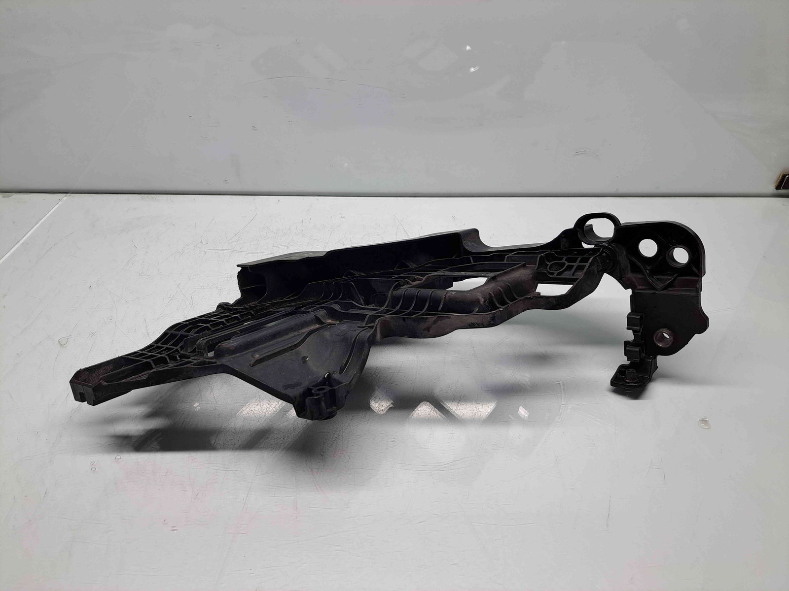 Suport far dreapta Volkswagen Golf 6 (5K1) GTD [Fabr 2009-2013] 5K0807228A - imagine 4