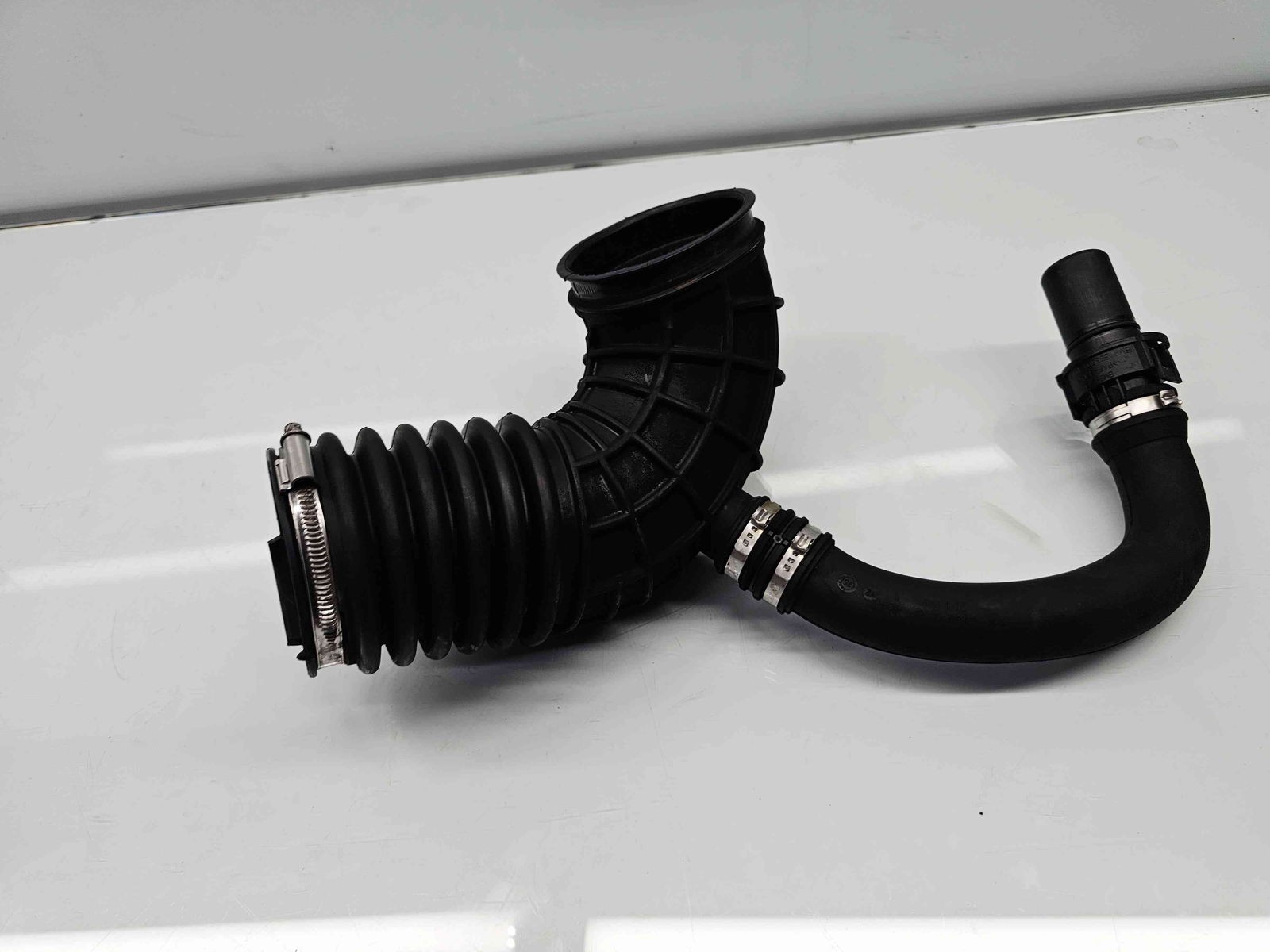 Tub admisie aer Bmw 3 (F30) [Fabr 2012-2017] 58650910 1.5 B37D 85KW / 115CP - imagine 2