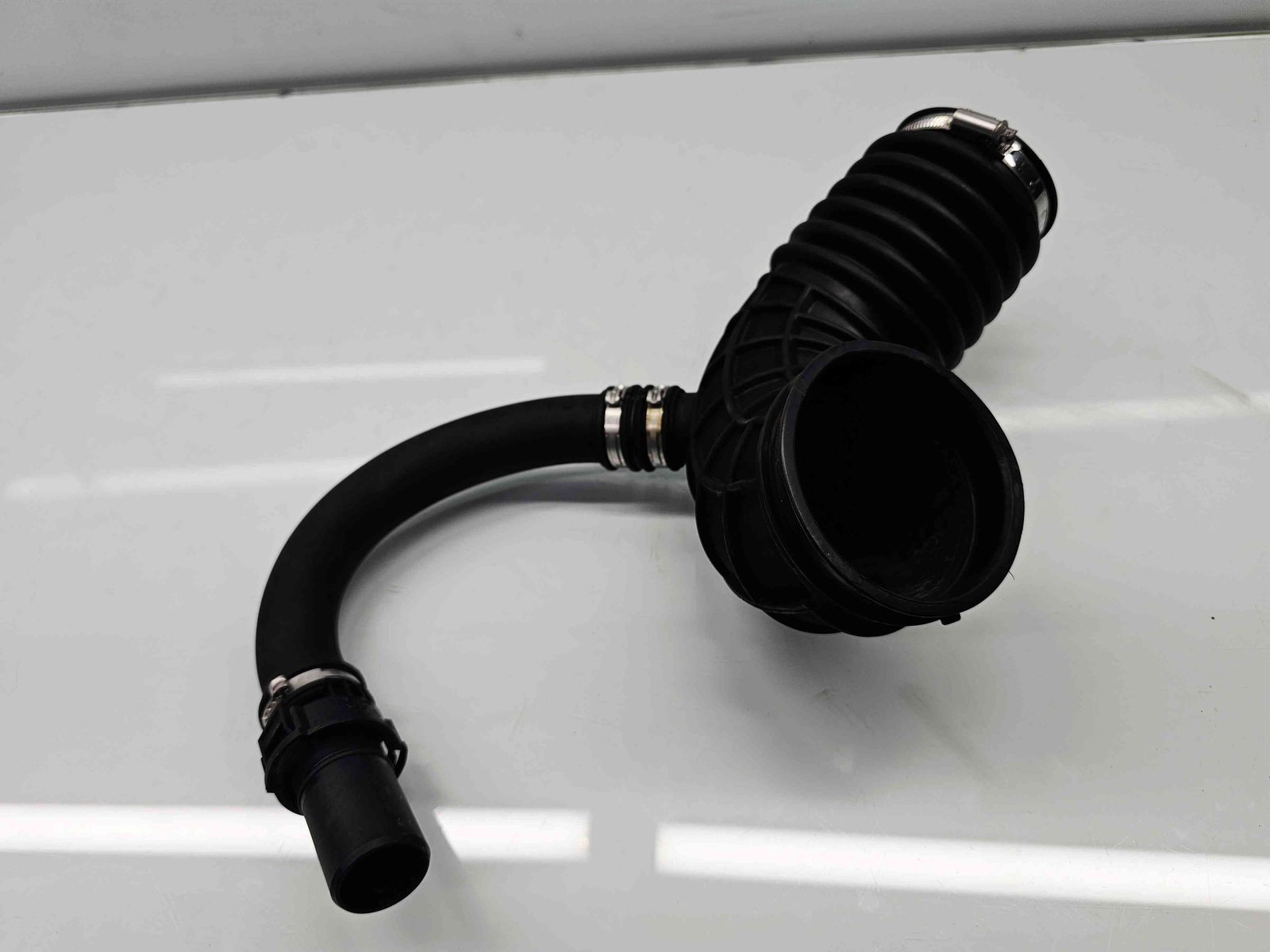 Tub admisie aer Bmw 3 (F30) [Fabr 2012-2017] 58650910 1.5 B37D 85KW / 115CP - imagine 3