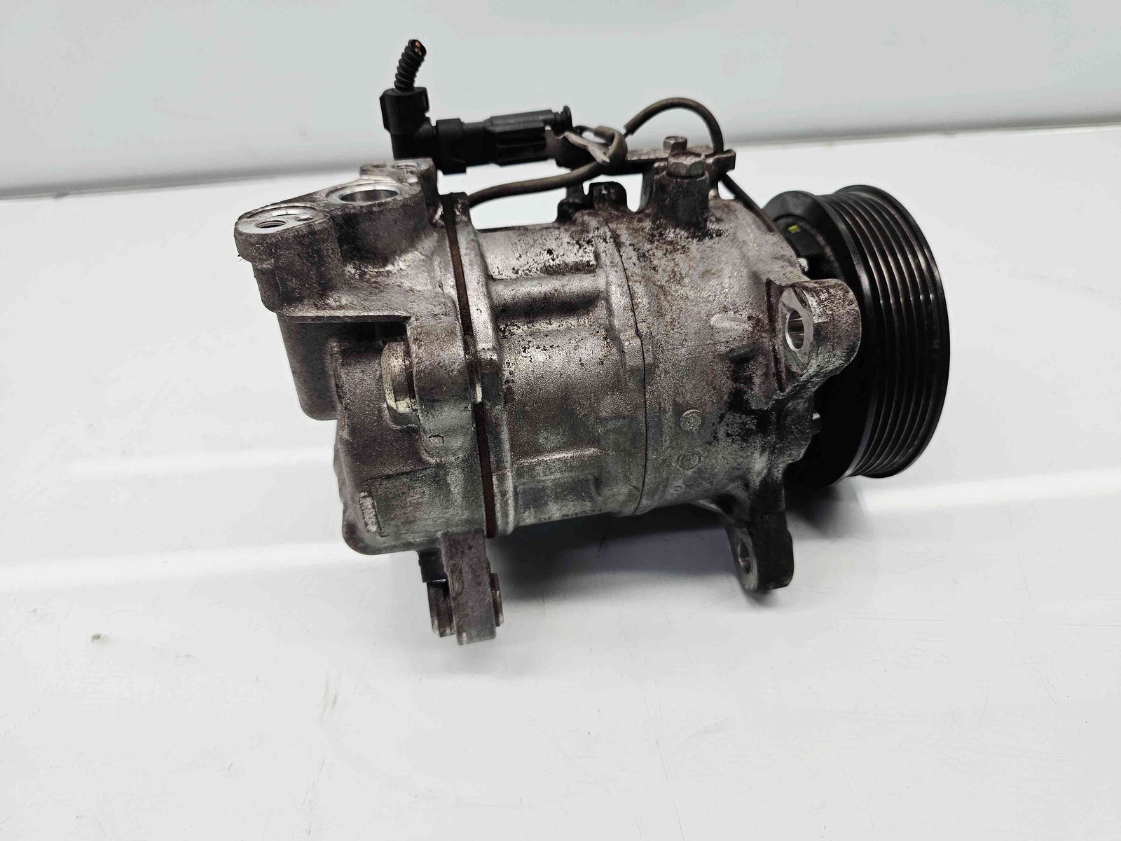 Compresor clima Bmw 3 (F30) [Fabr 2012-2017] 9299328 1.5 B37D 85KW / 115CP - imagine 4