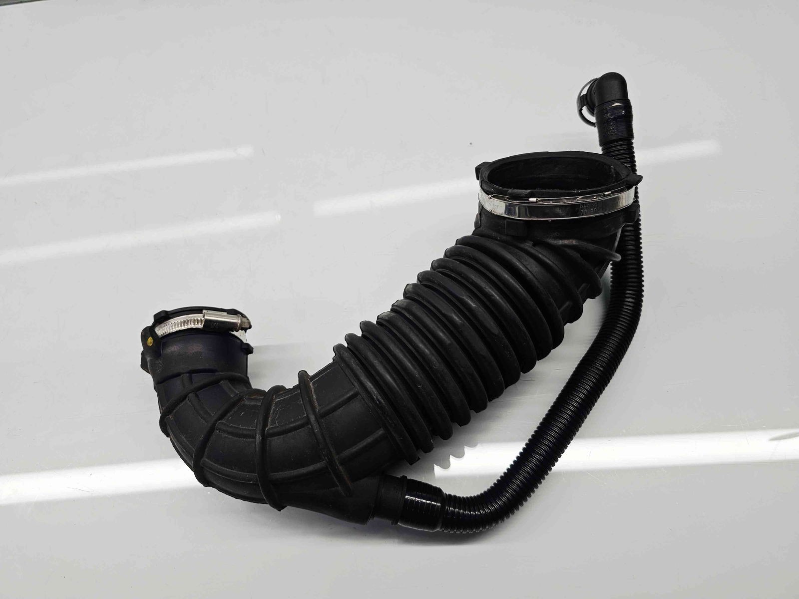 Tub admisie aer AUDI A4 (8K2, B8) [Fabr 2008-2015] 03G129629 2.0 TDI CGLC 130KW / 177CP - imagine 2