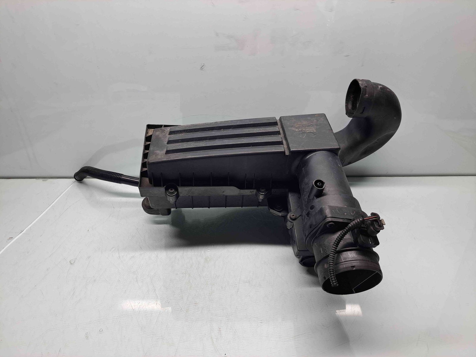 Carcasa filtru aer Volkswagen Passat CC (357) [Fabr 2008-2012] 3C0129607BC 2.0 TDI CFGB 125KW / 170CP - imagine 3