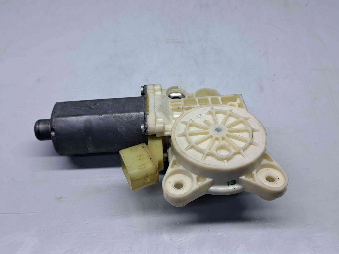 Motoras geam dreapta fata Mercedes Clasa E (W211) [Fabr 2002-2009] A2118203042