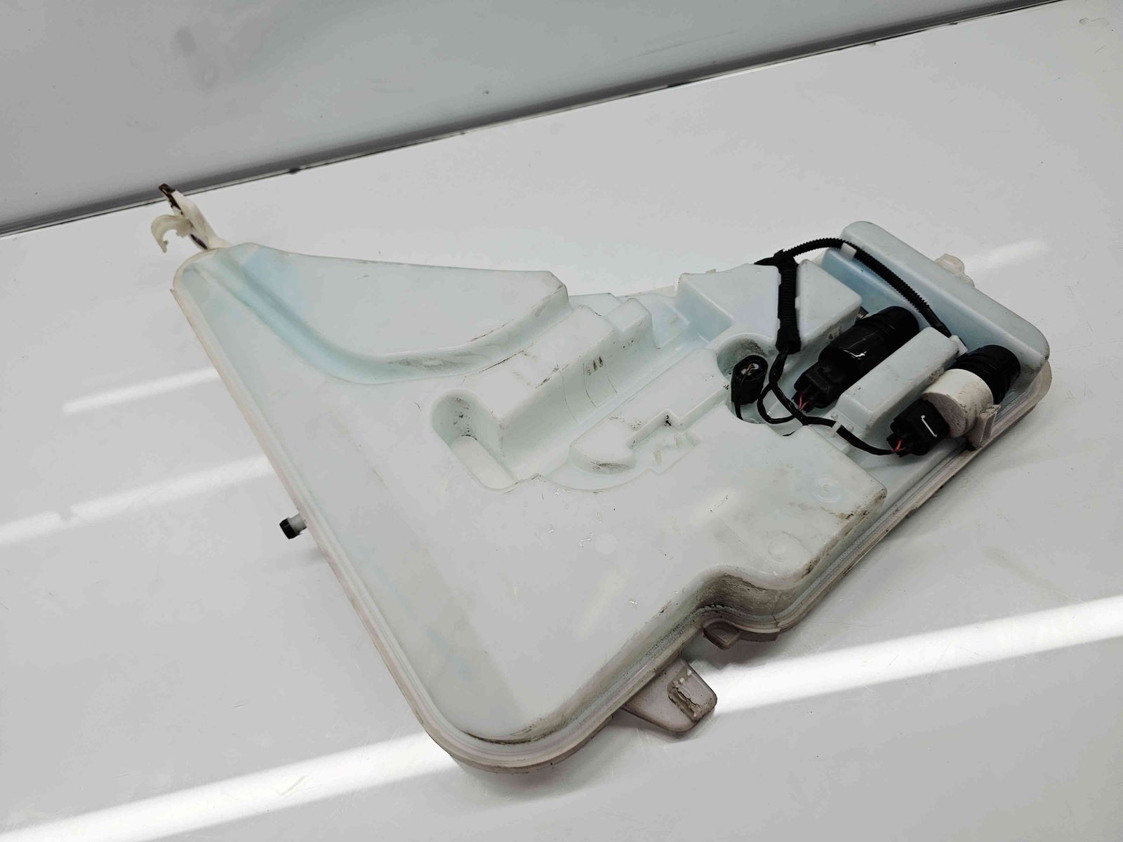 Vas lichid parbriz Bmw 3 (F30) [Fabr 2012-2017] 7241673 - imagine 2