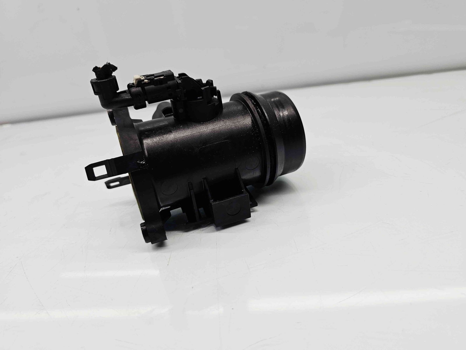 Debitmetru aer Bmw 5 (F10) [Fabr 2011-2016] 8519492 2.0 N47D 85KW / 115CP - imagine 2