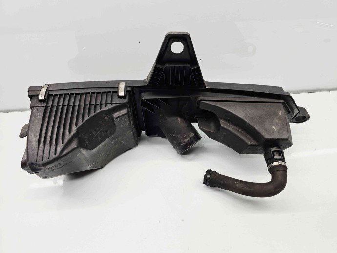 Carcasa filtru aer  Bmw 3 (F30) [Fabr 2012-2017] 8511655 2.0 N47D 85KW / 115CP