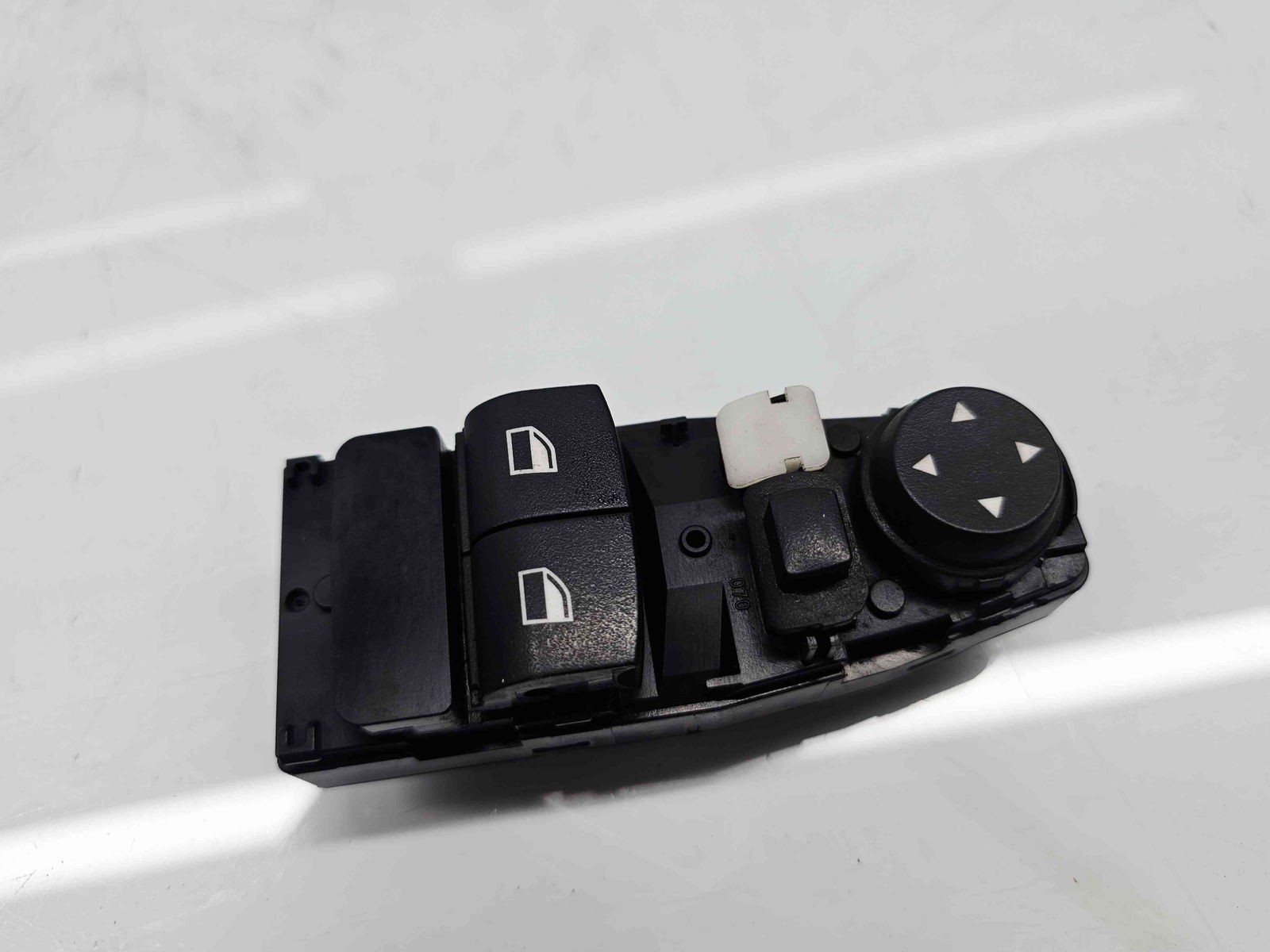 Butoane comanda geamuri sofer Bmw 3 (F30) [Fabr 2012-2017] 9226265 - imagine 2