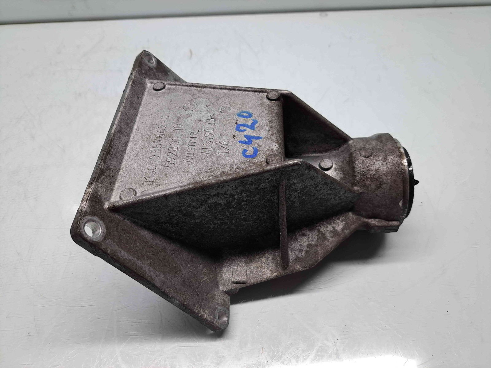 Suport planetara dreapta Bmw X4 (F26) [Fabr 2012 -2018] 7587862-03 2.0 B47D 140KW / 190CP - imagine 3