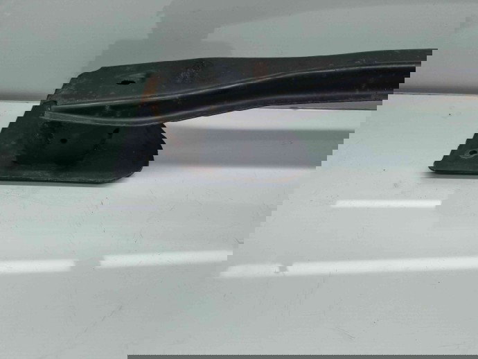 Armatura bara spate Ford Fiesta 6 [Fabr 2008-2019] 8V51-17912-BE