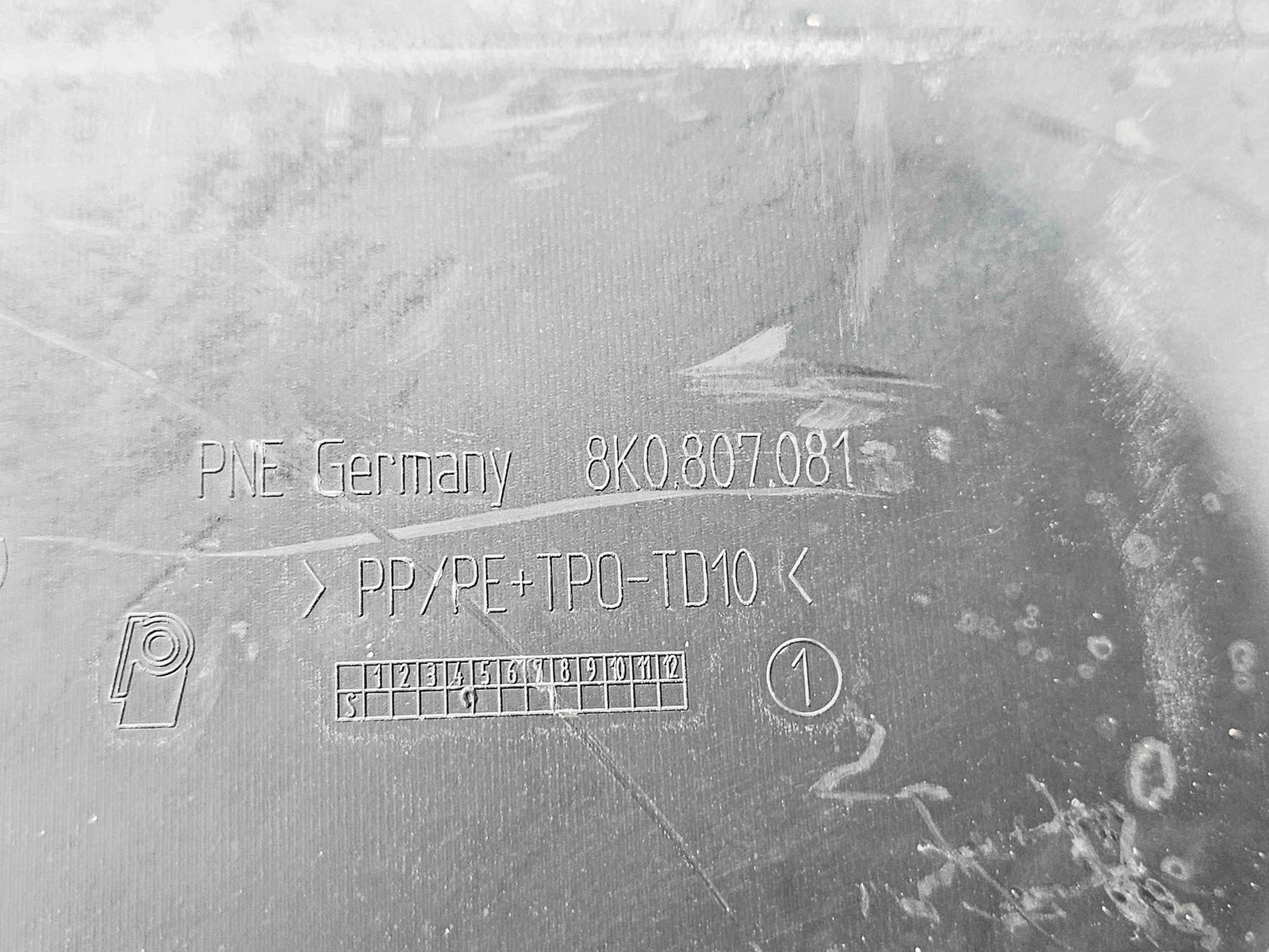 Capac trager Audi A4 (8K5, B8) Avant [Fabr 2008-2015] 8K0807081 - imagine 3