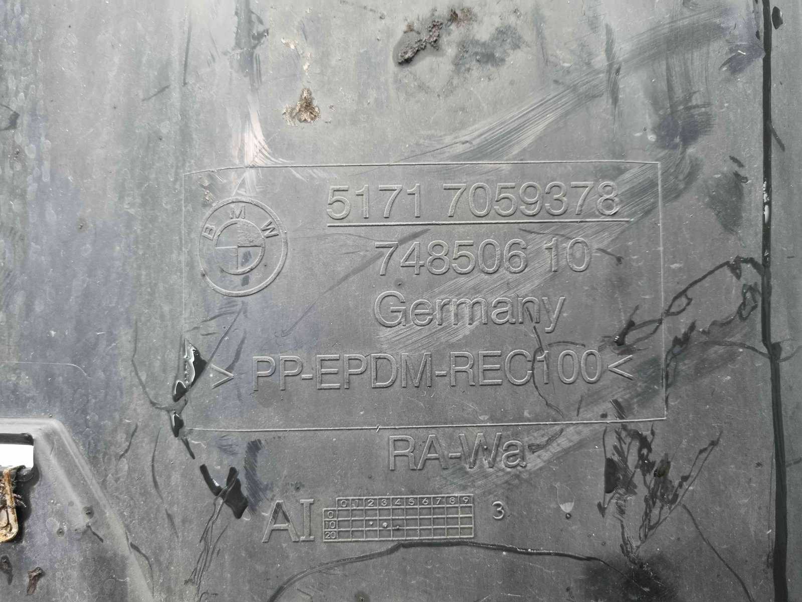 Carenaj roata dreapta fata Bmw 3 (E90) [Fabr 2005-2011] 7059378 - imagine 4