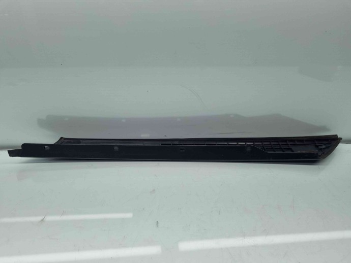 Ornament parbriz Skoda Fabia 2 (5J, 542) [Fabr 2007-2014] 5J6853263