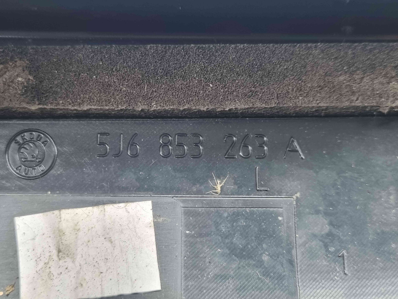 Ornament parbriz Skoda Fabia 2 (5J, 542) [Fabr 2007-2014] 5J6853263 - imagine 5