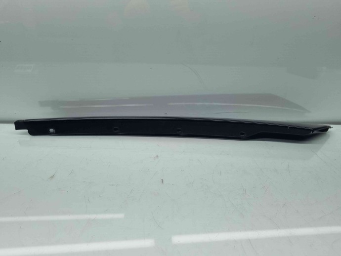 Ornament parbriz Skoda Fabia 2 (5J, 542) [Fabr 2007-2014] 5J6853264