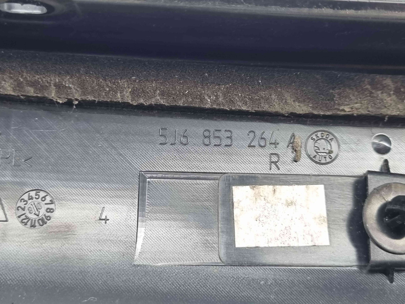 Ornament parbriz Skoda Fabia 2 (5J, 542) [Fabr 2007-2014] 5J6853264 - imagine 5