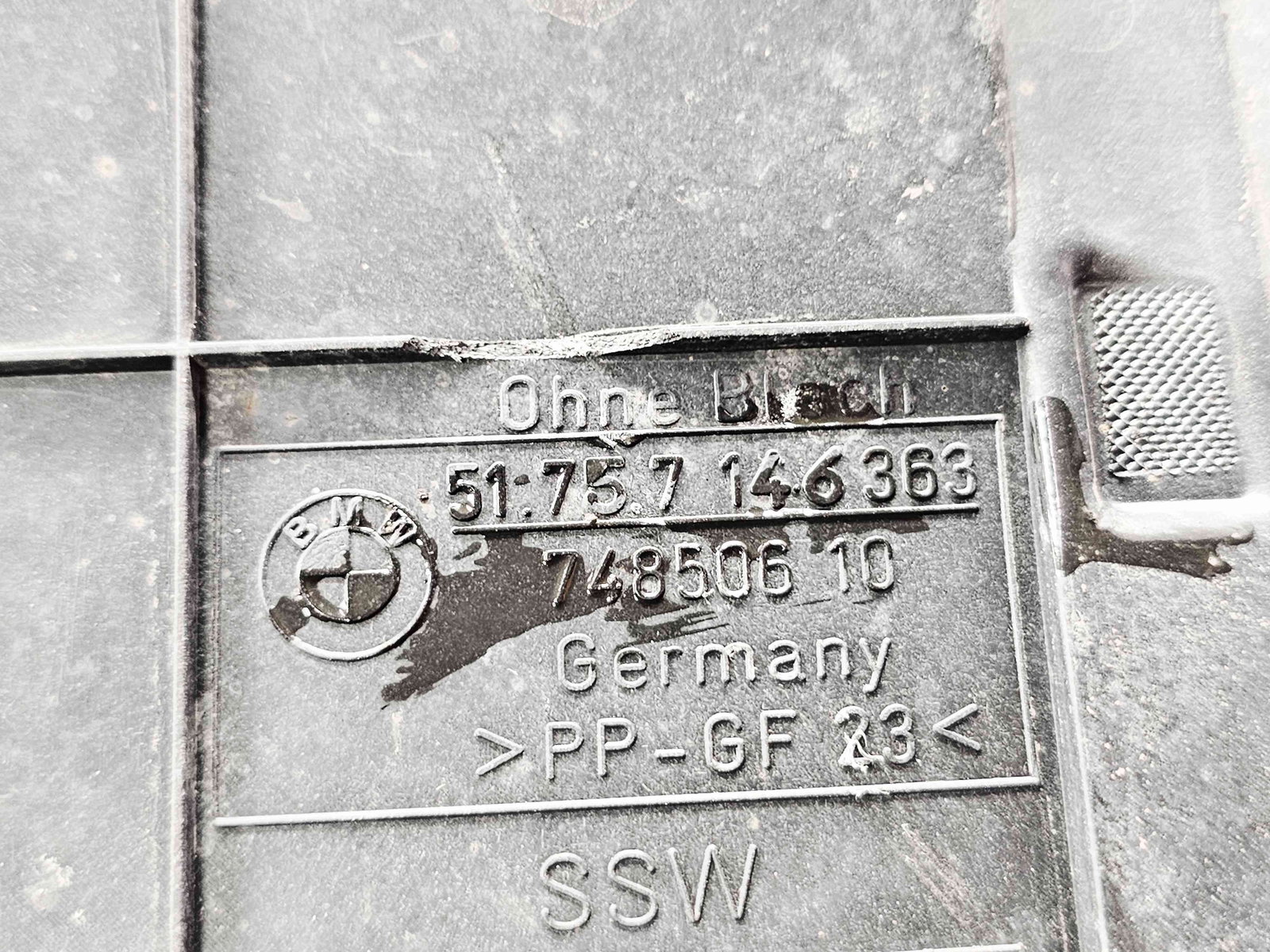 Scut motor Bmw X1 (E84) [Fabr 2009-2015] 7146363 - imagine 3