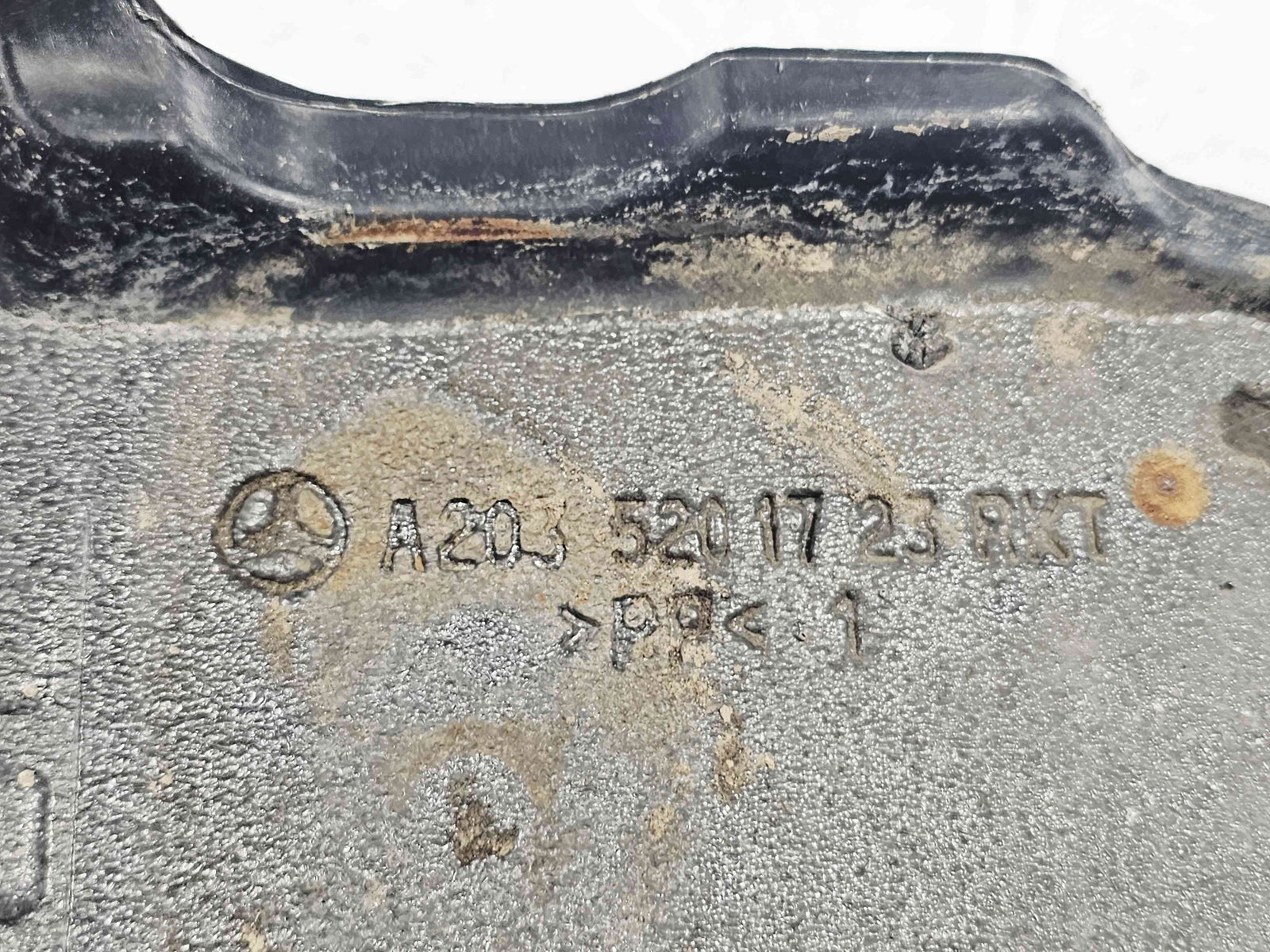 Scut motor Mercedes Clasa C (W203) [Fabr 2000-2007] A2035201723 - imagine 3