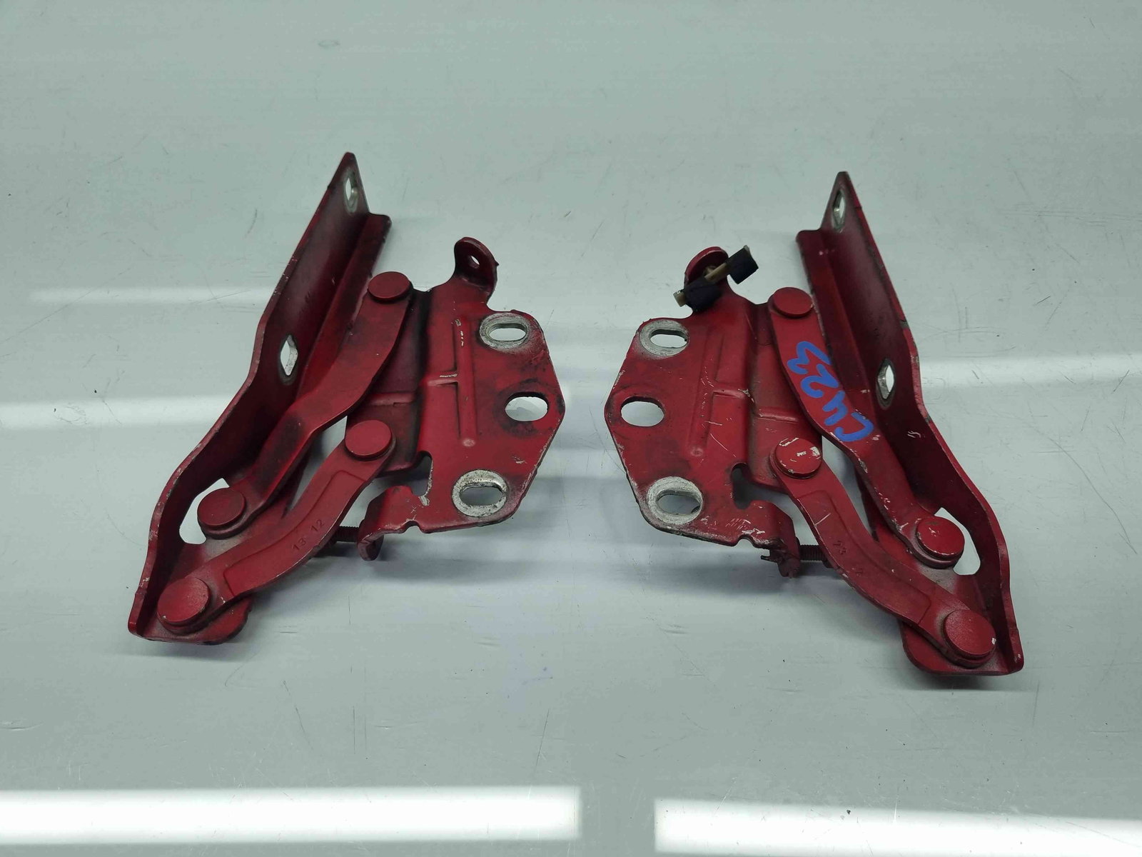 Set balamale capota Volkswagen Passat B7 (365) Variant [Fabr 2010-2014] 3AA823302 / 3AA823301 - imagine 2
