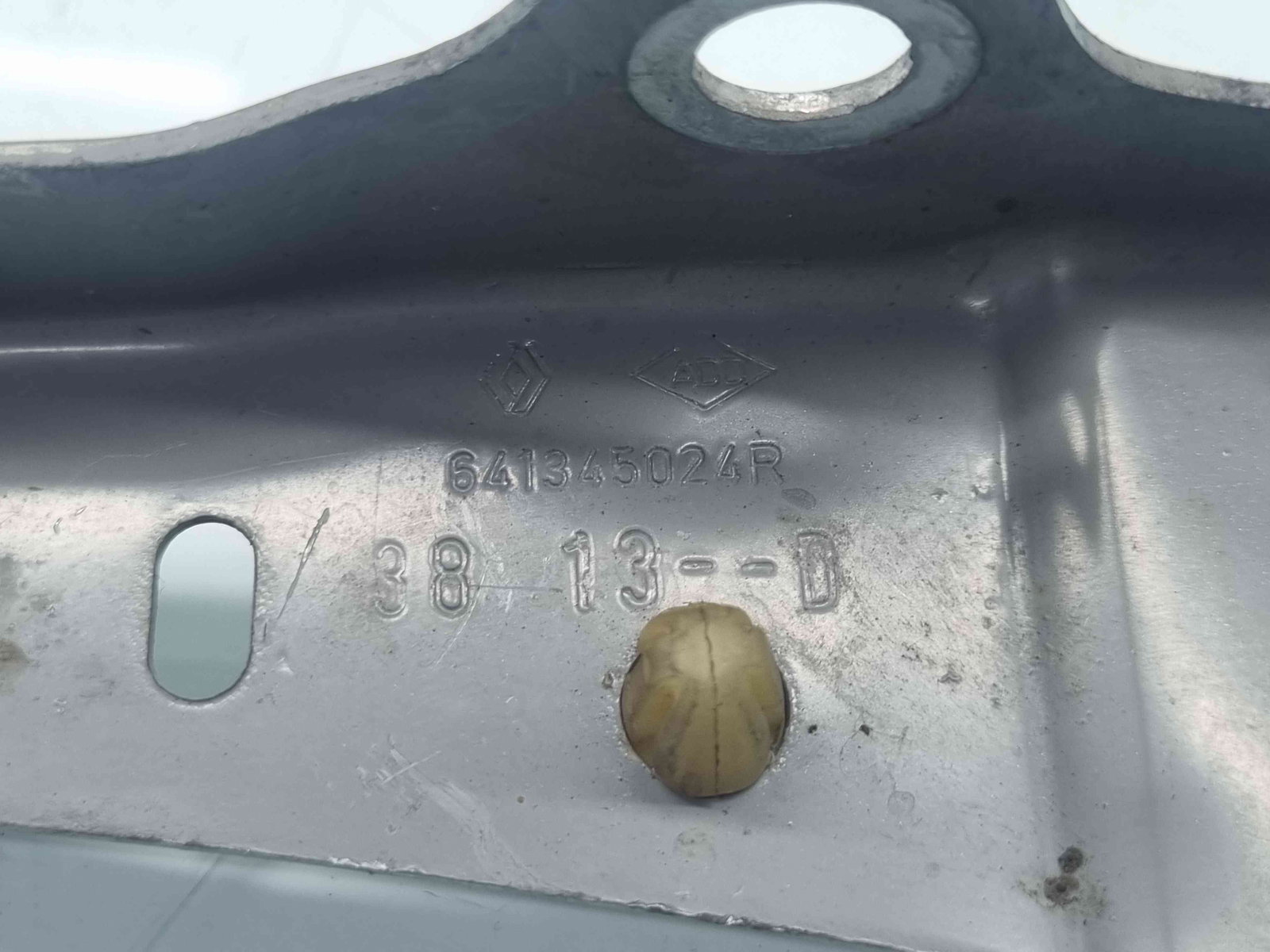 Suport aripa dreapta fata Renault Clio 4 (B98) Hatchback [Fabr 2012-2020] 641345024R - imagine 4