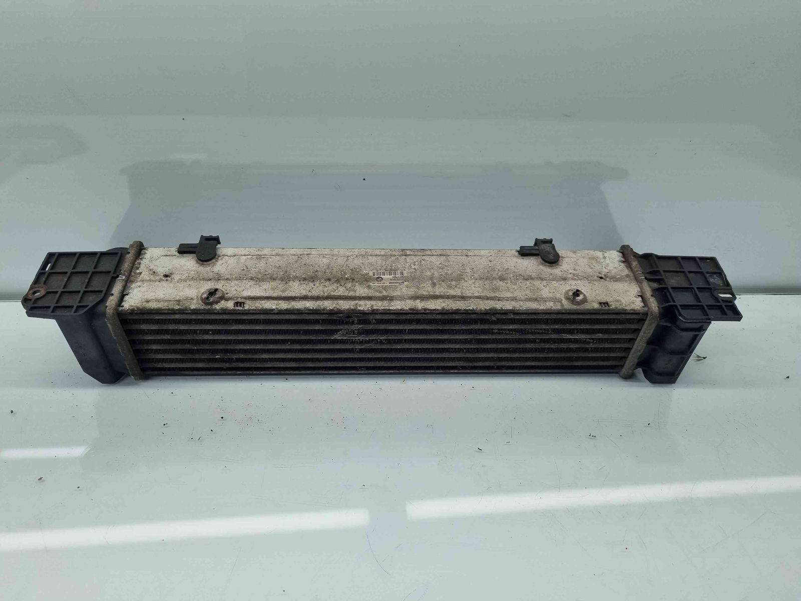 Radiator intercooler Bmw 3 (E90) [Fabr 2005-2011] 3093796 2.0 N47D 105KW / 143CP - imagine 3