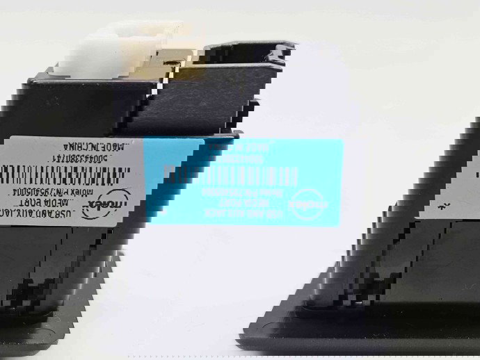  Conector auxiliar USB Nissan X-Trail (T32) [Fabr 2013-prezent] 795405004