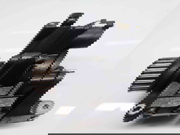 Pompa inalta presiune  Renault Megane 3 [Fabr 2008-2015] 167008557R 1.5 DCI K9K 81KW / 110CP