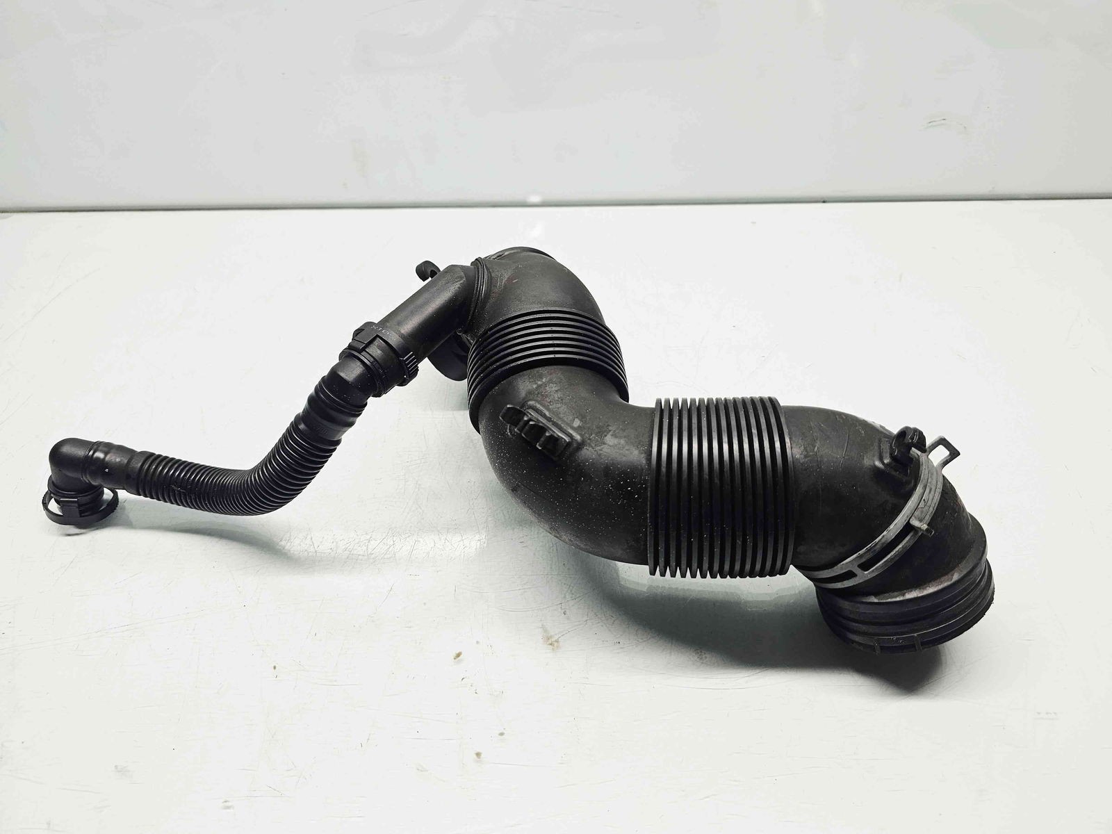 Tub admisie aer AUDI A3 (8P1) [Fabr 2003-2012] 3C0129654M 1.6 TDI CAYC 77KW / 105CP - imagine 1