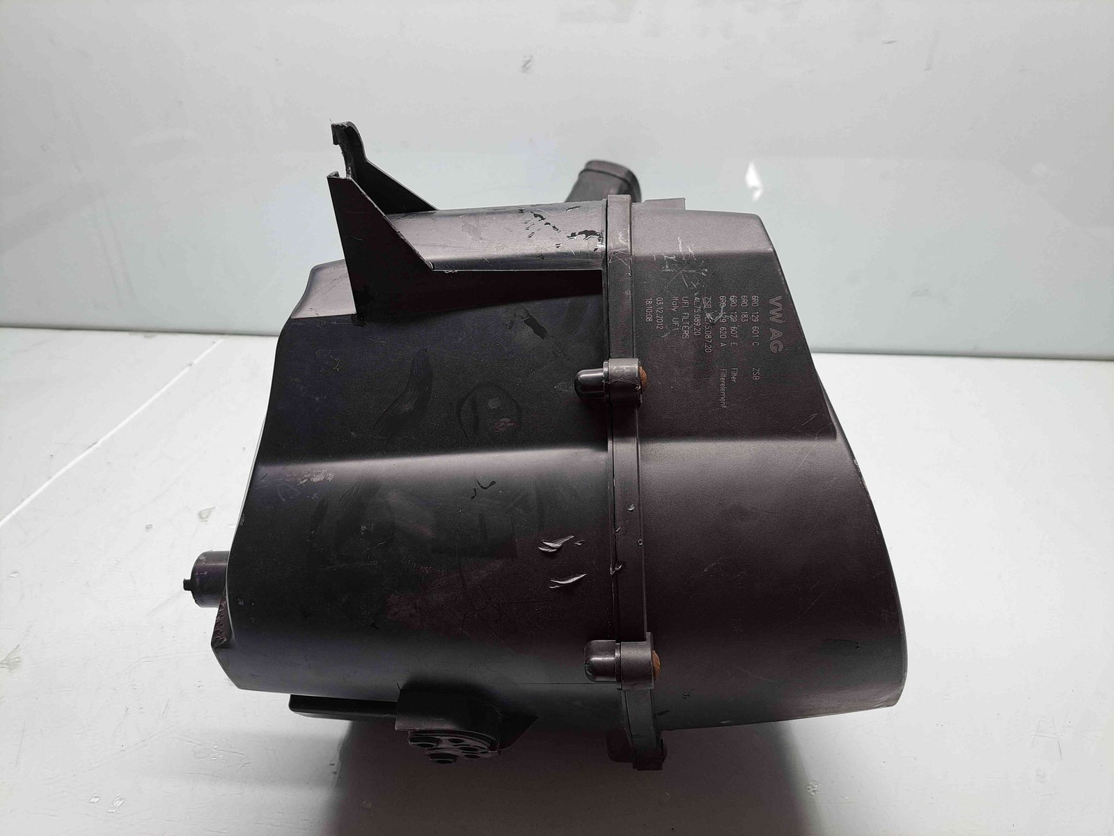 Carcasa filtru aer Volkswagen Polo (6R) [Fabr 2009-2016] 6R0129601C 1.6 TDI CAYC 77KW / 105CP - imagine 5