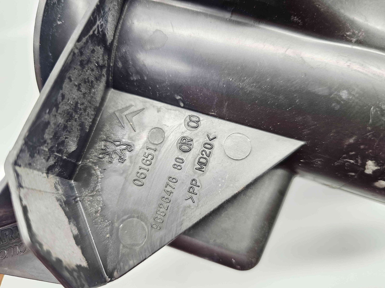 Rezonator aer Citroen C3 (II) [Fabr 2009-2016] 9682647680 1.6 HDI DV6DTED 68KW / 92CP - imagine 5