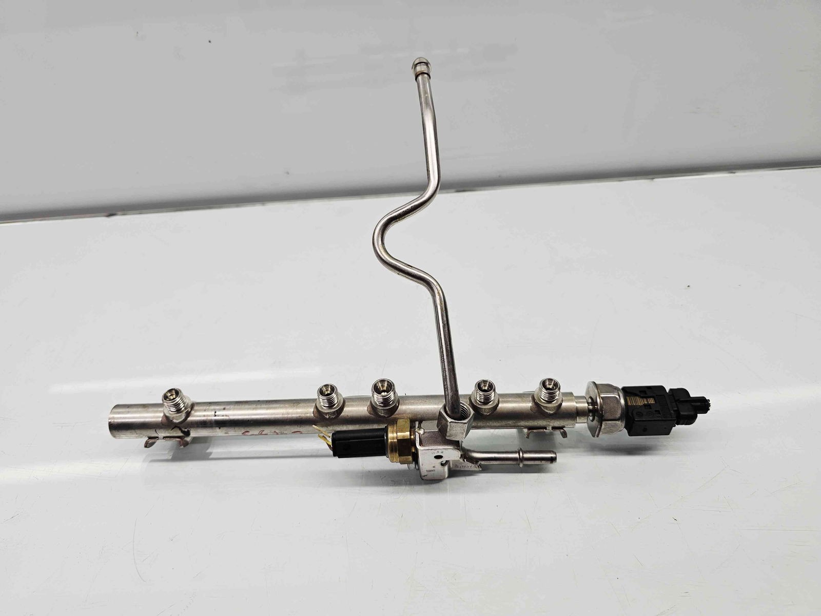 Rampa injectoare Bmw 1 (E81, E87) [Fabr 2004-2010] 7562474 2.0 N43B 125KW / 170CP - imagine 5