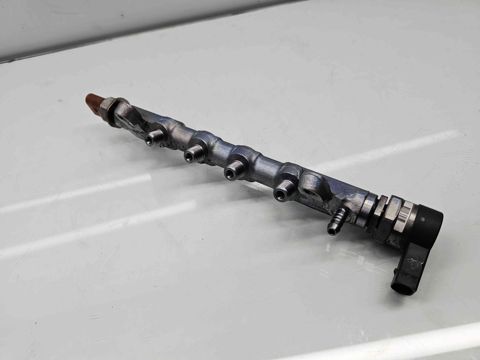 Rampa injectoare AUDI A3 (8P1) [Fabr 2003-2012] 03L125C 2.0 TDI CFGC 130KW / 177CP - imagine 2