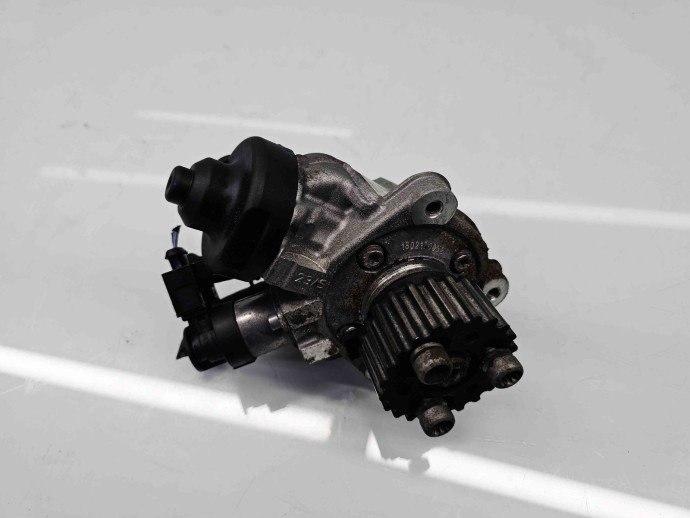Pompa inalta presiune  Volkswagen Passat B7 (362) [Fabr 2010-2014] 03L130755L 2.0 TDI CFGC 130KW / 177CP