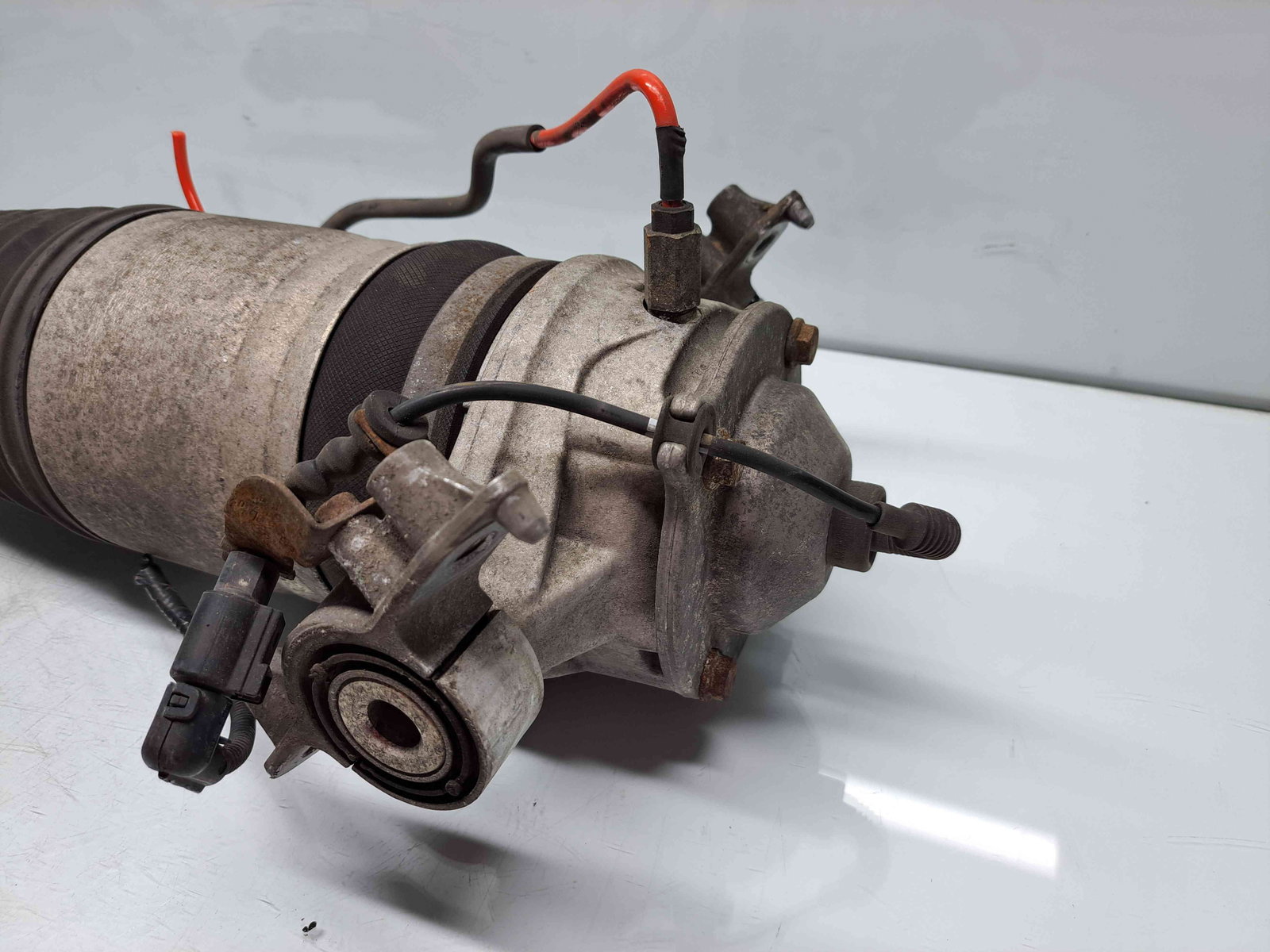 Amortizor stanga spate PORSCHE Cayenne (92A) [Fabr 2010-2017]3.0 TDI CRCA 180KW / 245CP - imagine 3