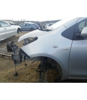 Aripa stanga fata Toyota Yaris 1.4 Diesel OEM 2005-2011