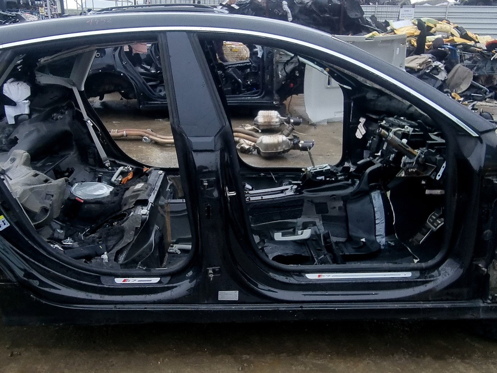 Stalp dreapta spate AUDI A7 (4GA) Sportback [Fabr 2011-2017] 4.0 TFSI CEUC 309KW / 420CP - imagine 1