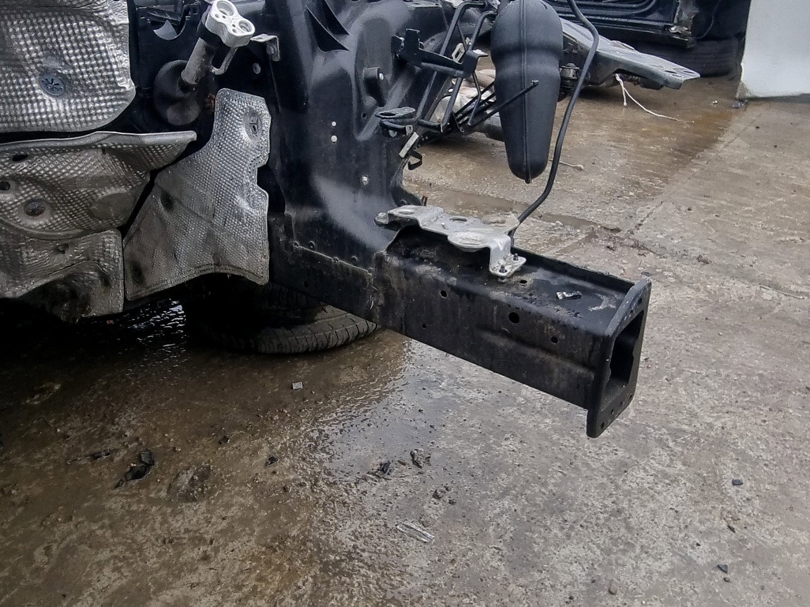 Lonjeron stanga AUDI A7 (4GA) Sportback [Fabr 2011-2017] 4.0 TFSI CEUC 309KW / 420CP - imagine 2