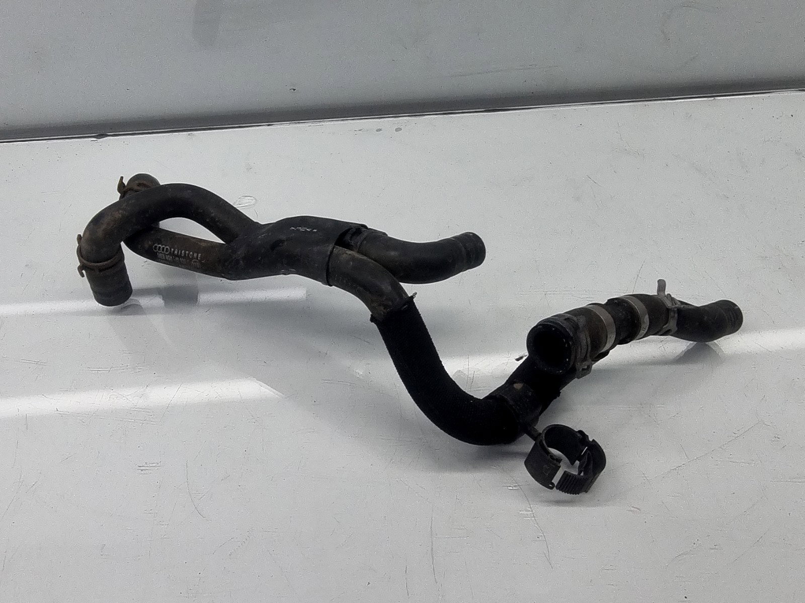 Furtun apa AUDI A7 (4GA) Sportback [Fabr 2011-2017] 4G0143920J 4.0 TFSI CEUC 309KW / 420CP - imagine 1