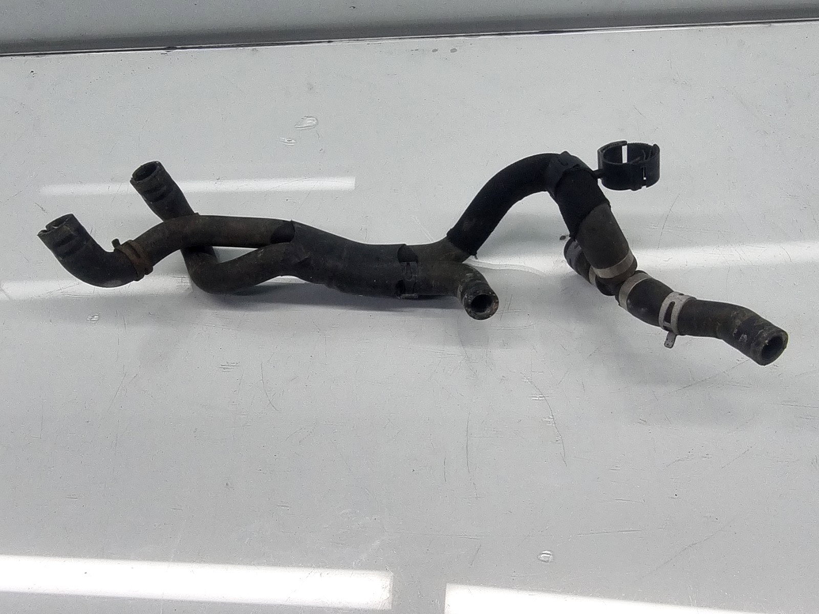 Furtun apa AUDI A7 (4GA) Sportback [Fabr 2011-2017] 4G0143920J 4.0 TFSI CEUC 309KW / 420CP - imagine 2