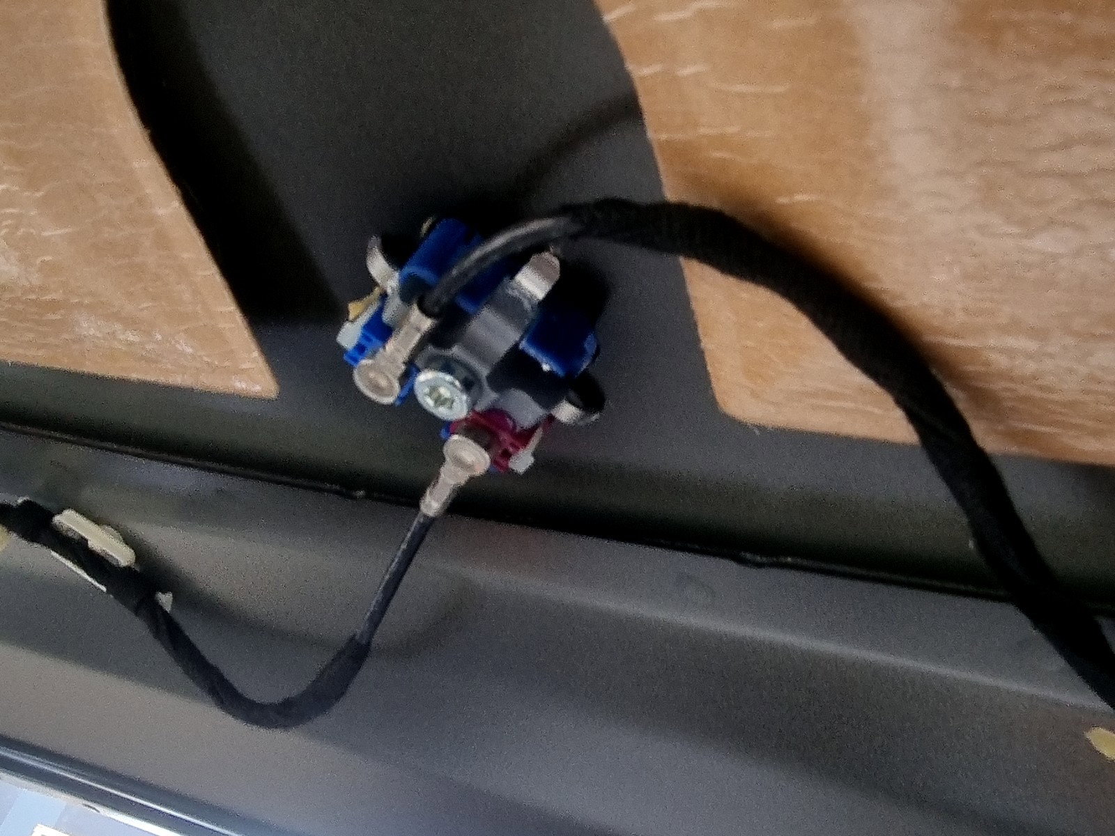 Antena AUDI A7 (4GA) Sportback [Fabr 2011-2017] 4.0 TFSI CEUC 309KW / 420CP - imagine 2