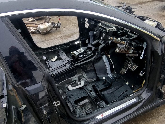 Cheder usa dreapta fata AUDI A7 (4GA) Sportback [Fabr 2011-2017] 4.0 TFSI CEUC 309KW / 420CP