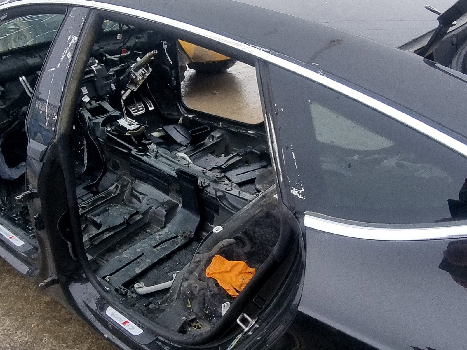 Cheder usa stanga spate AUDI A7 (4GA) Sportback [Fabr 2011-2017] 4.0 TFSI CEUC 309KW / 420CP - imagine 2