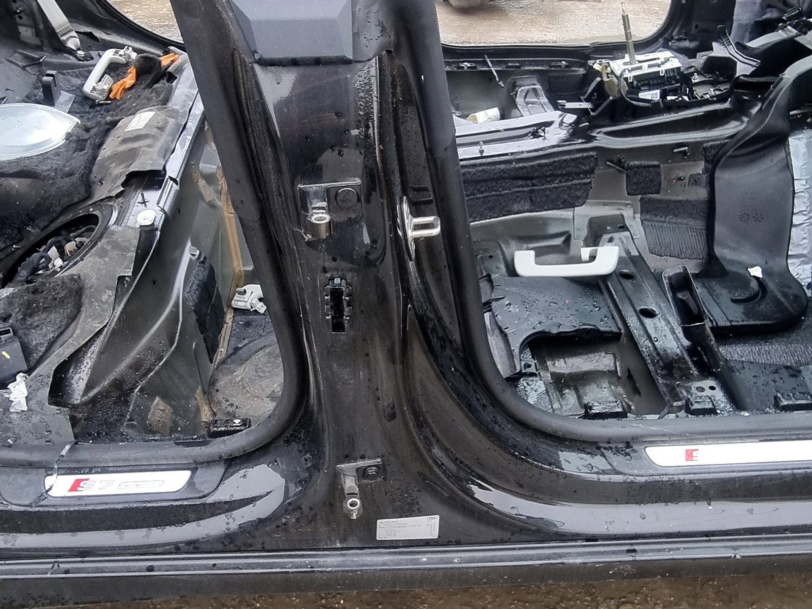 Set balamale usa dreapta spate AUDI A7 (4GA) Sportback [Fabr 2011-2017] 4.0 TFSI CEUC 309KW / 420CP