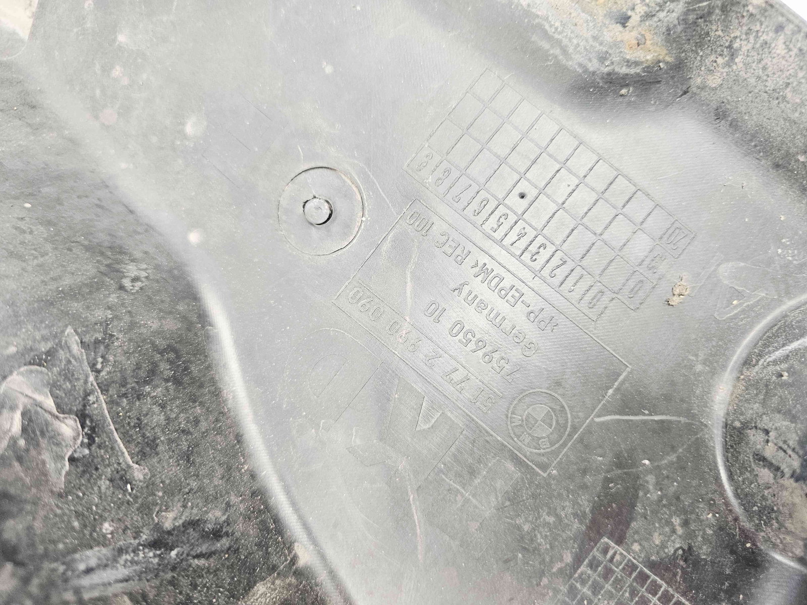 Carenaj roata dreapta fata Bmw X1 (E84) [Fabr 2009-2015] 2990090 - imagine 2