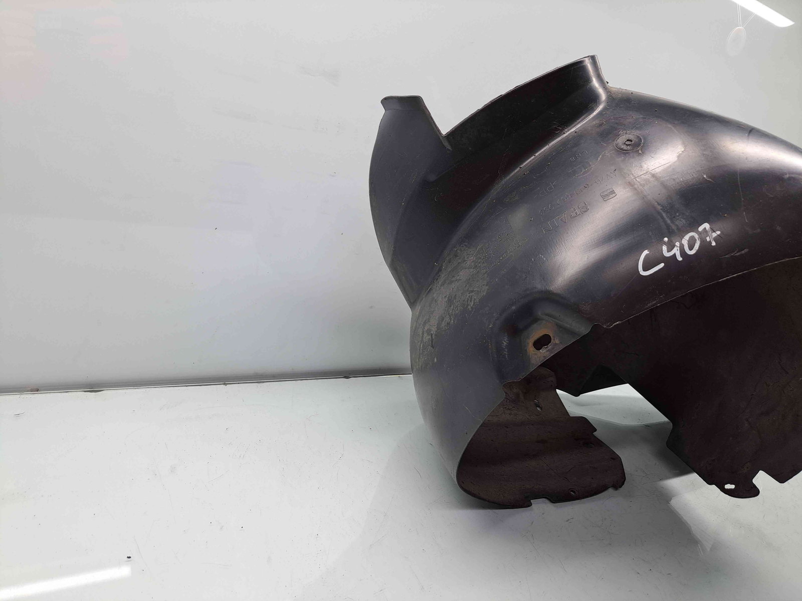 Carenaj roata dreapta fata Seat Ibiza 5 (6J5) FR [Fabr 2008-2017] 6J0809958 - imagine 3